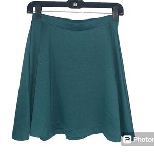 Old navy‎ dark green knit skater skirt size XS